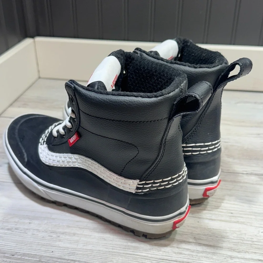 Vans Standard Mid Waterproof‎ Boot MTE Men's Sz 6 Made For Elements Cold Weather